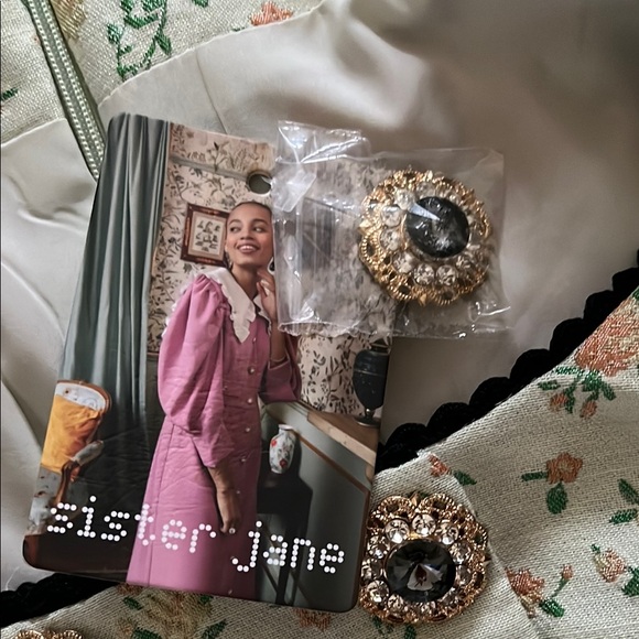 Floral Long Sleeve Dress - Picture 2 of 5